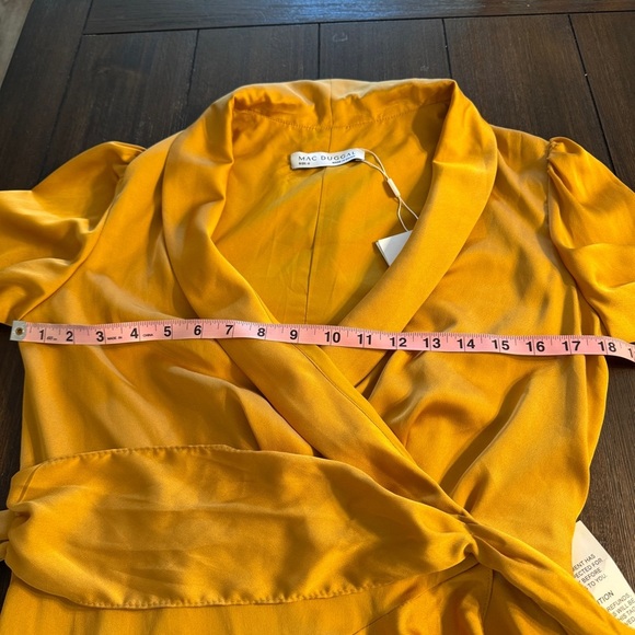 Mac Duggal Satin Wrap Mini Dress • Gold Mustard Long Sleeve Fit & Flare • Size 6 - Picture 16 of 16